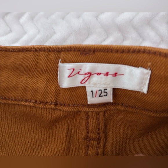 VIGOSS Shorts with Studs NWT - Picture 6 of 12